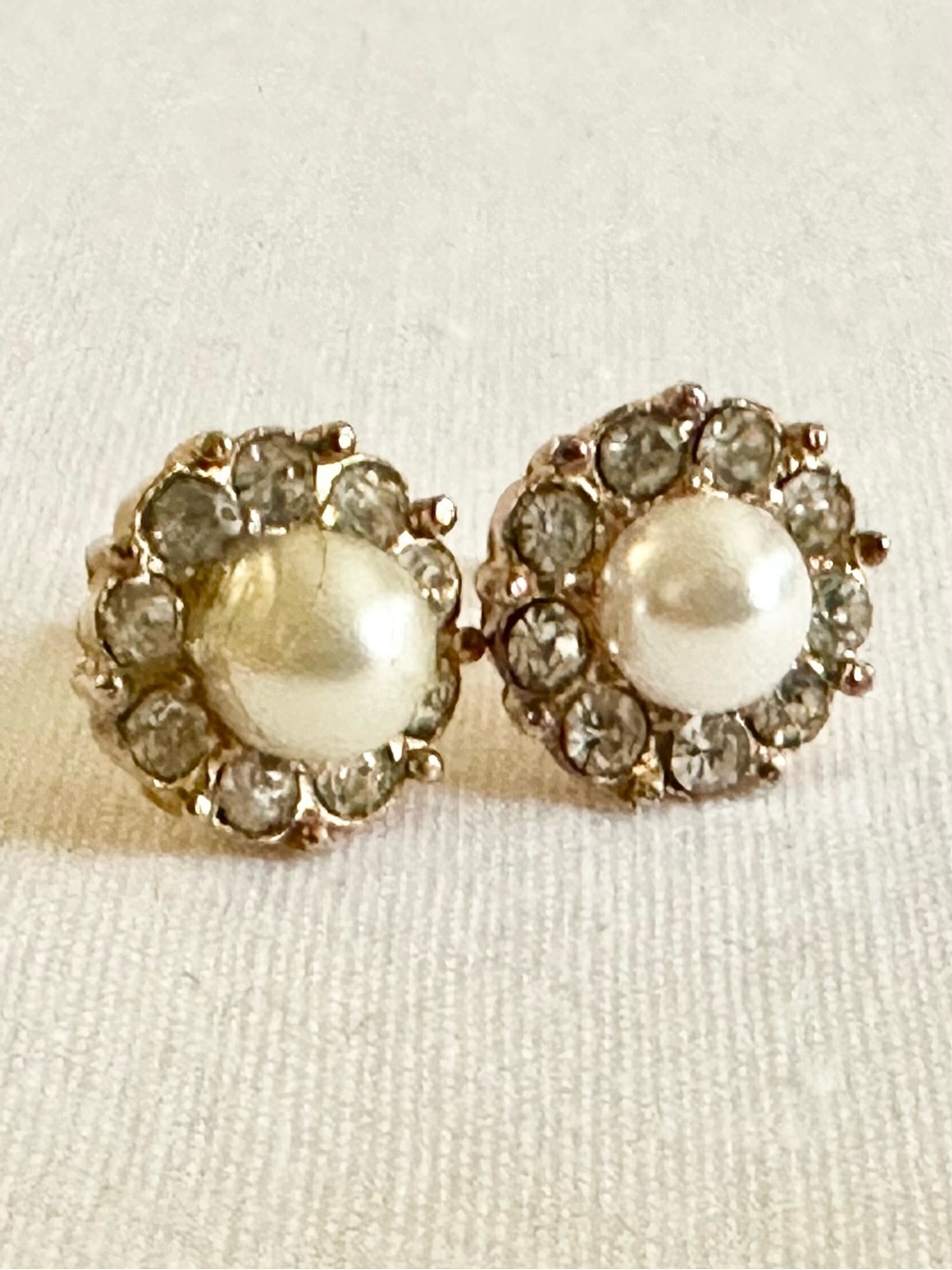 Faux Pearl and Rhinestone Stud Earrings - Rose Gold Tone Setting